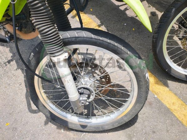 9ad422ac-ad7d-4092-99c9-e6a2d419324d SUZUKI DR650 MODELO 2020