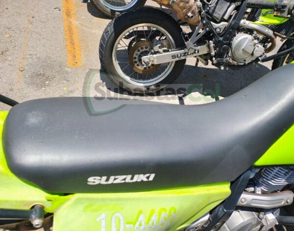 9ee06403-8003-4181-8d3b-1cb3e7070219 SUZUKI DR650 MODELO 2020