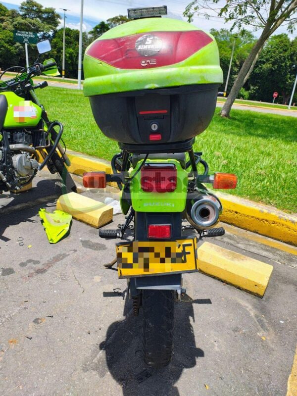 SUZUKI DR650 MODELO 2020