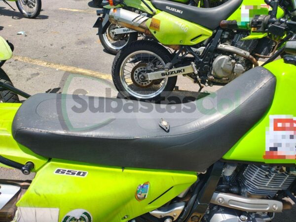 SUZUKI DR650 MODELO 2020