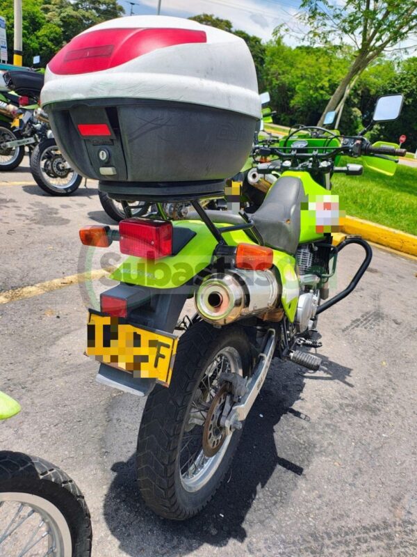 SUZUKI DR650 MODELO 2020