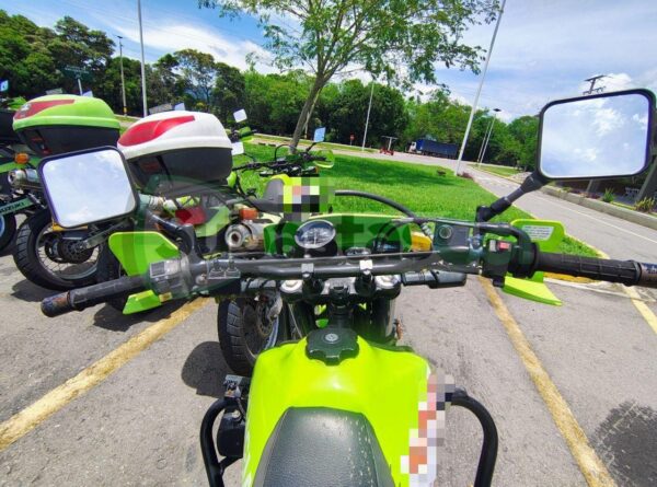 SUZUKI DR650 MODELO 2020