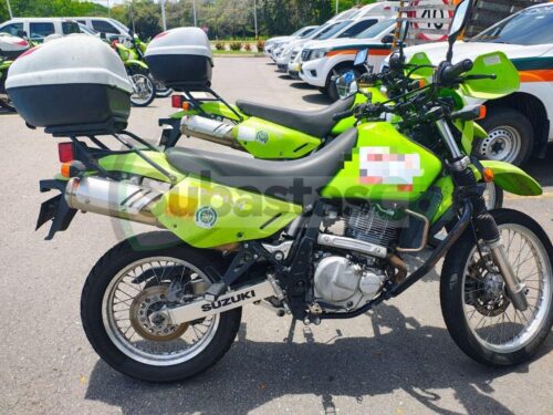 SUZUKI DR650 MODELO 2020