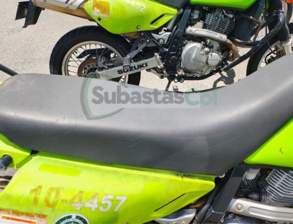 SUZUKI DR650 MODELO 2020