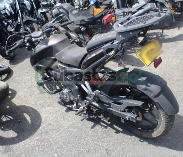 adfdaaf9-c389-479a-9e25-b7cffa1daddf BAJAJ PULSAR NS160 MODELO 2021