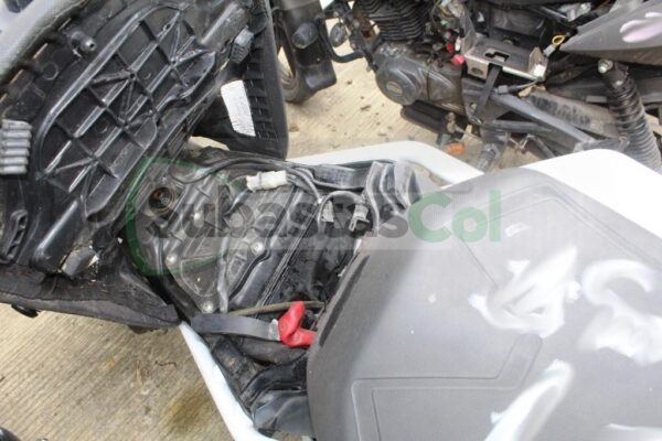 af7597f0-45b2-4579-8f7b-5e949dde6fad KTM 200 DUKE NG MODELO 2021