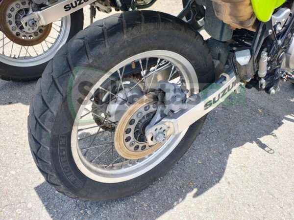 b9669ea8-7163-4ec4-a501-b671005a10c8 SUZUKI DR650 MODELO 2020