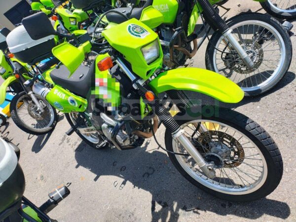SUZUKI DR650 MODELO 2020