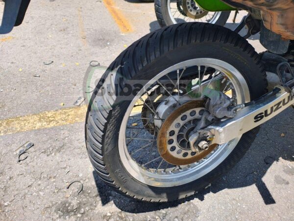 bd290796-f11c-41a8-82f8-b6ffd7efc524 SUZUKI DR650 MODELO 2020