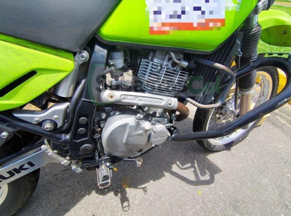 c1a8fa7e-2d4e-4ff5-bd24-48b0d72ab64f SUZUKI DR650 MODELO 2020