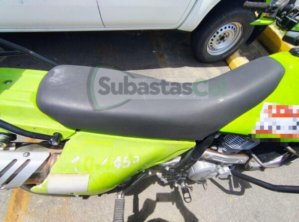 c3892178-0159-473a-8158-aae97e739a31 SUZUKI DR650 MODELO 2020
