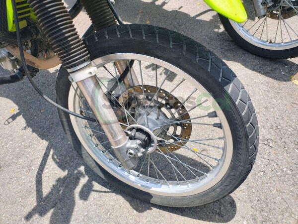 SUZUKI DR650 MODELO 2020