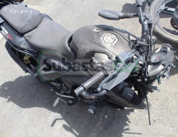 e1d3edd2-2f6c-4c76-8879-3aeba62f7568 BAJAJ PULSAR NS160 MODELO 2021