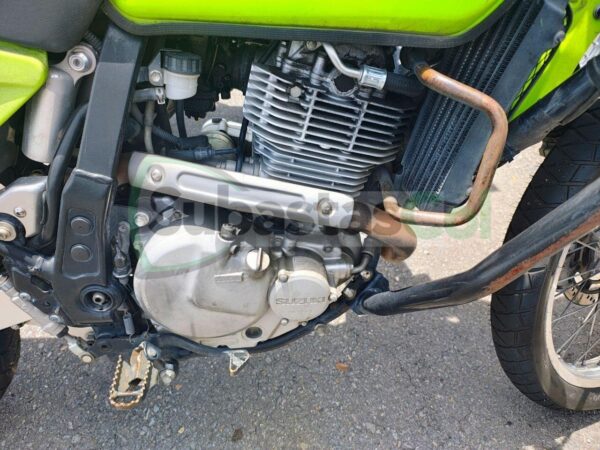 ef3aeed2-6fac-42aa-9de9-8f05f81e45d9 SUZUKI DR650 MODELO 2020