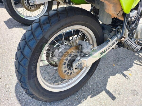 efe4a011-fafb-48bc-8d25-5241523d26f8 SUZUKI DR650 MODELO 2020