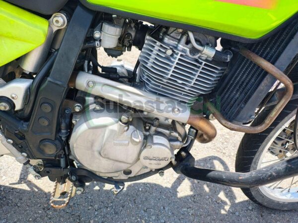 SUZUKI DR650 MODELO 2020