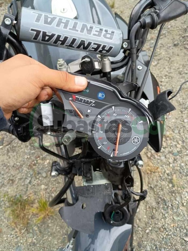 YAMAHA SZRR MODELO 2026