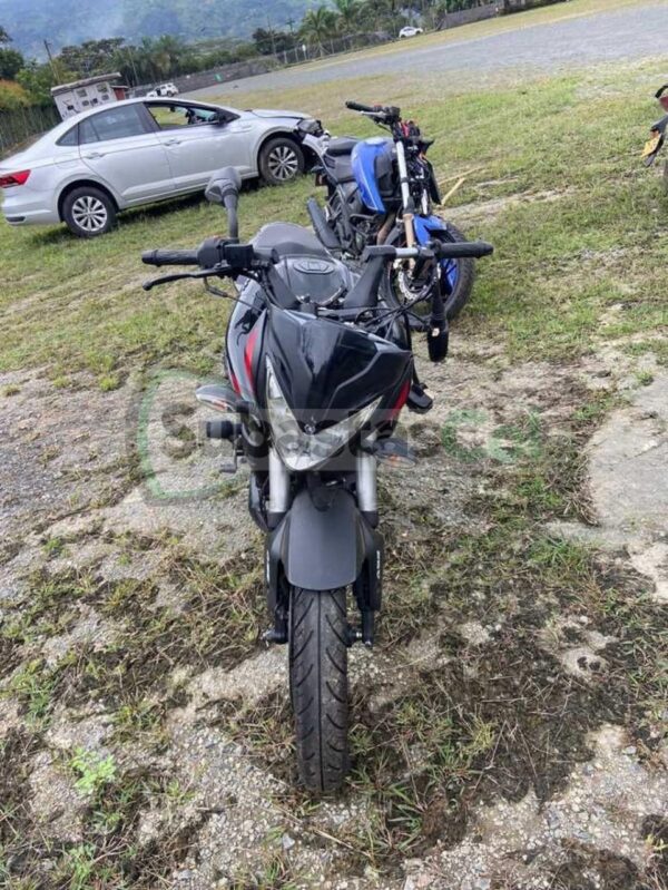 BAJAJ PULSAR NS200 FI ABS MODELO 2025