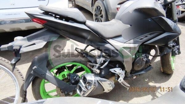 SUZUKI GIXXER 250 MODELO 2020
