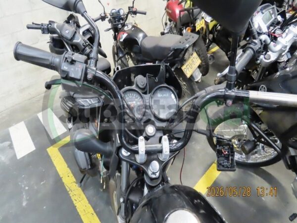 BAJAJ BOXER CT100 MODELO 2027