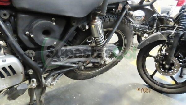 SUZUKI GN 125 MODELO 2023