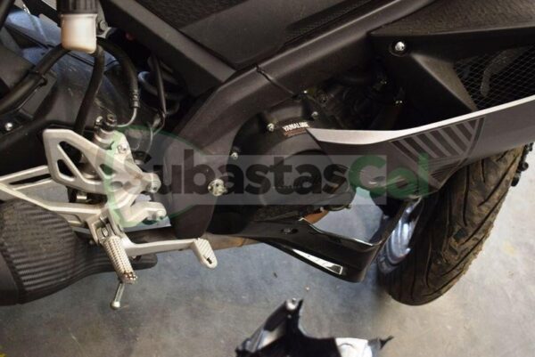 YAMAHA R15 MODELO 2020