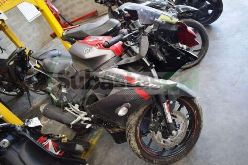 YAMAHA R15 MODELO 2020