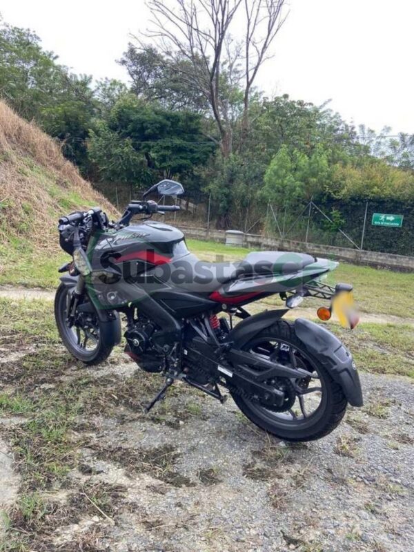 BAJAJ PULSAR NS200 FI ABS MODELO 2025