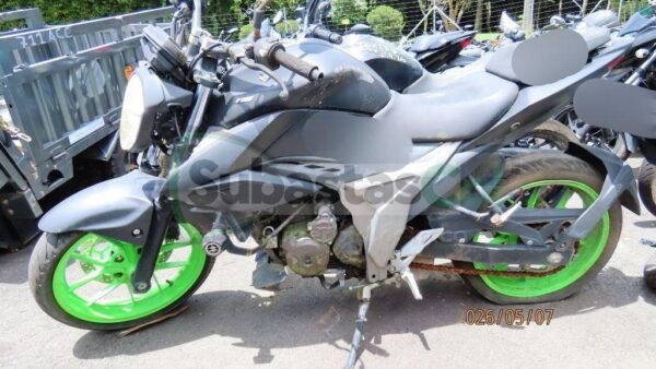 SUZUKI GIXXER 250 MODELO 2020