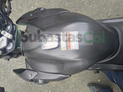 019f9ffa-bc85-467a-a362-96a0e31420dd YAMAHA SZRR MODELO 2025