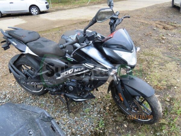 BAJAJ PULSAR NS 200 FI MODELO 2022