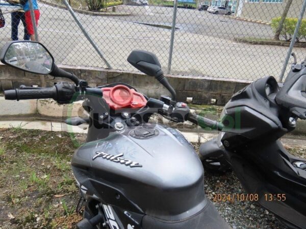 BAJAJ PULSAR NS 200 FI MODELO 2022