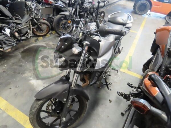 2652d0d2-c3d1-48a9-a427-e1171ccff805 YAMAHA FZN250 MODELO 2024