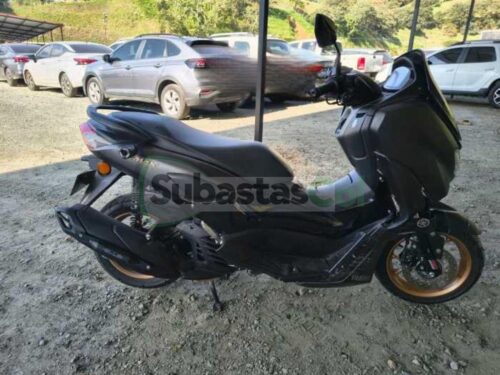 2b5cb912-560c-4255-8efc-3c88c1b3b585 YAMAHA NMAX155 MODELO 2025