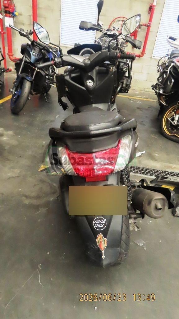 3abaee74-deb9-468e-88a9-f99d6ca3f42c YAMAHA NMAX MODELO 2021