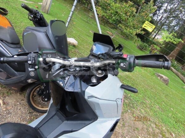 3e12d53c-43e1-45cf-929a-e3684dedfdd9 HONDA XADV750 MODELO 2023