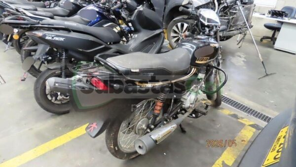 45745b75-664a-4c79-b64b-182fe0eb2cde BAJAJ CT100 KS SPOKE MODELO 2026