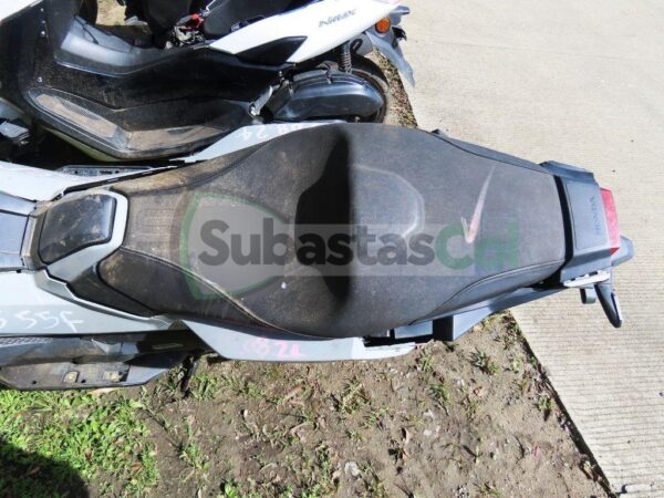 6a4c8eb9-f5a0-4a1e-a069-a697f21963bb HONDA XADV750 MODELO 2021