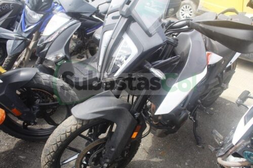 7541d299-c5cb-4c1e-9be1-43a3bdb8d4ef KTM 390 ADVENTURE MODELO 2021
