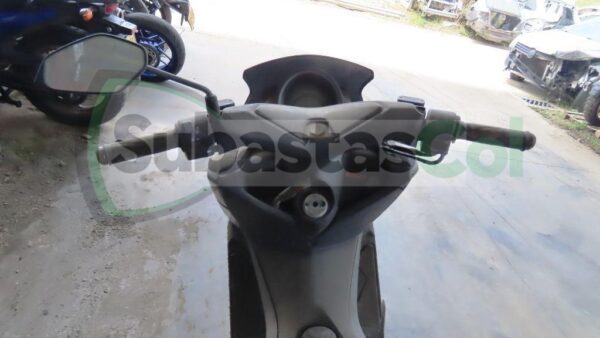 7a34dd52-32b0-4218-b01f-bbb491e5500a YAMAHA NMAX MODELO 2018