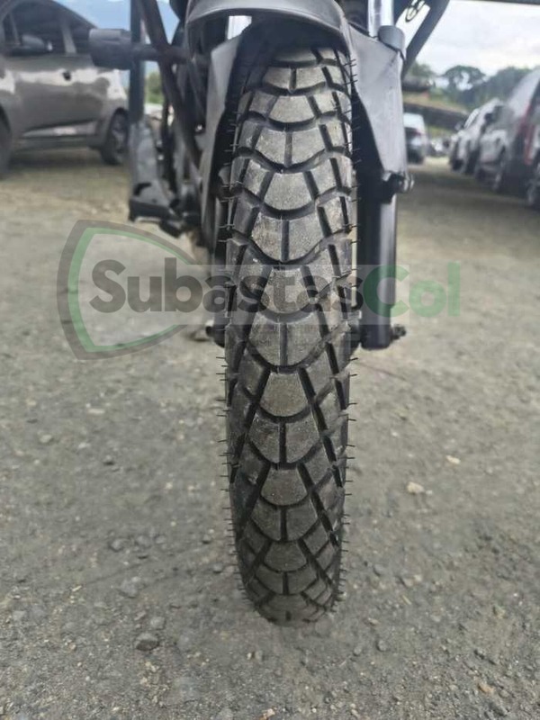 8f609c6f-26d7-4df1-b909-87c1da7169e7 YAMAHA SZRR MODELO 2025