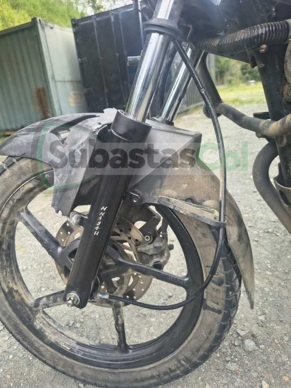 9fb5a191-c635-4185-85ea-5e5ab515ab25 YAMAHA SZRR MODELO 2025