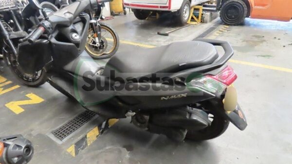 a1df96e2-8ed4-4cbd-8d9a-348a66bea68c YAMAHA NMAX MODELO 2021