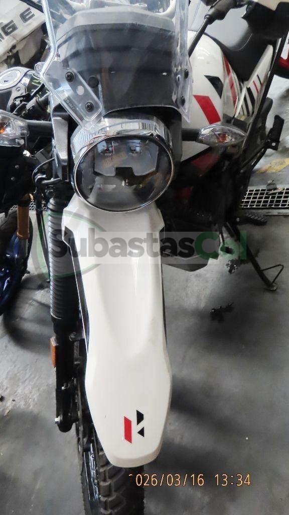 ada50183-034c-49da-bcdc-c58415f9c991 HERO XPULSE 200 R 4V MODELO 2026