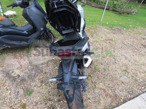 d8e2102d-a44b-4092-994b-290e3f9ee247 HONDA XADV750 MODELO 2023
