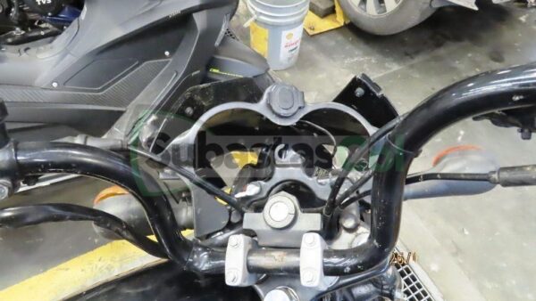 f2de118e-013c-4819-b07e-cc94c680b3e8 BAJAJ CT100 KS SPOKE MODELO 2026