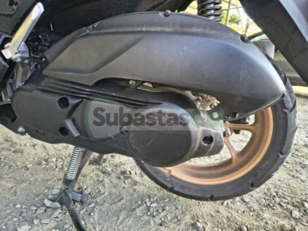 f80c76b6-792a-49a8-9260-da2f4416435e YAMAHA NMAX155 MODELO 2025