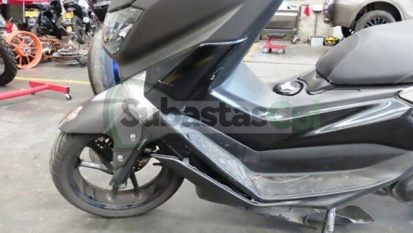 YAMAHA NMAX MODELO 2021