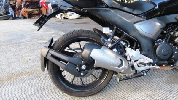 YAMAHA FZ15 MODELO 2026