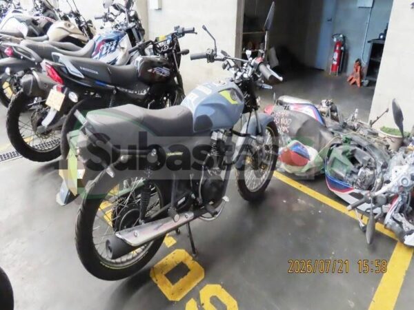 WhatsApp Image 2026-10-01 at 11.12.54 PM AKT 125 NKD MODELO 2026